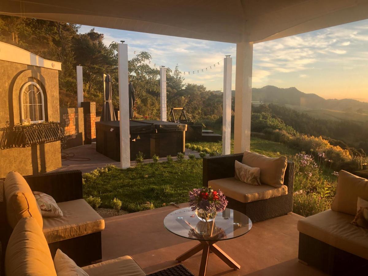 Bayview Valley Lodge Bed & Breakfast Whitianga Exterior foto
